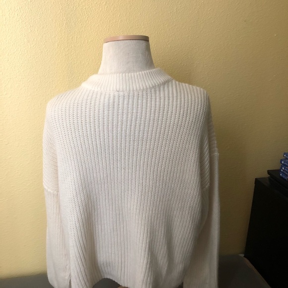 H&M Sweater - Picture 4 of 7